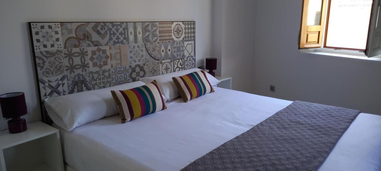 Casa Palacio La Casa Blanca Suites Siviglia Esterno foto